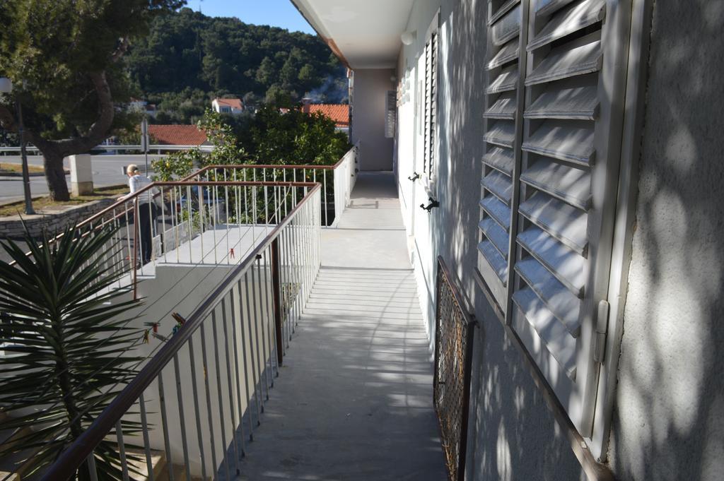Apartments Peco コルチュラ エクステリア 写真