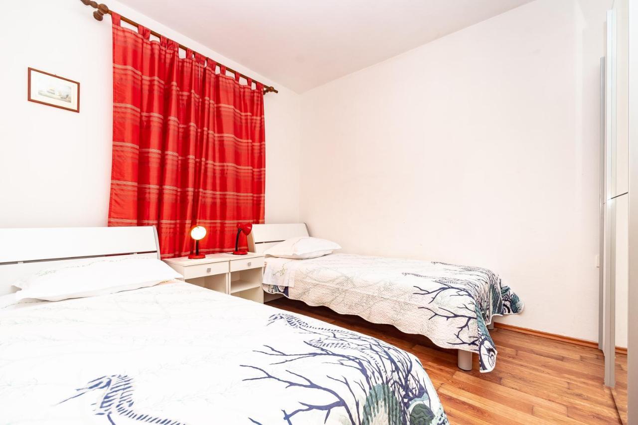 Apartments Peco コルチュラ エクステリア 写真